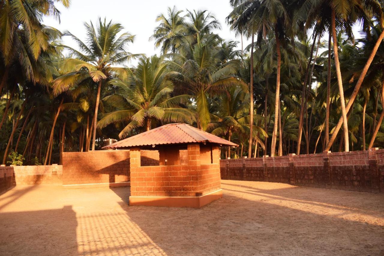 Regenta Resort Mango Village Guhagar Kudān Eksteriør billede