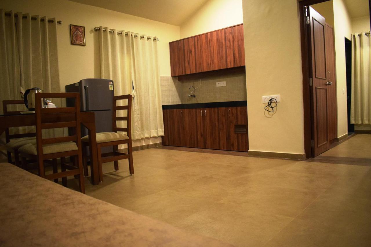 Regenta Resort Mango Village Guhagar Kudān Eksteriør billede