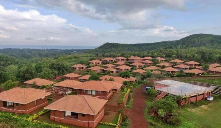 Regenta Resort Mango Village Guhagar Kudān Eksteriør billede